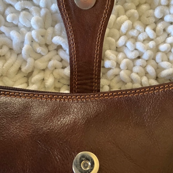 Brown Leather Looping Handle Bag Made in Italy - Picture 4 of 16